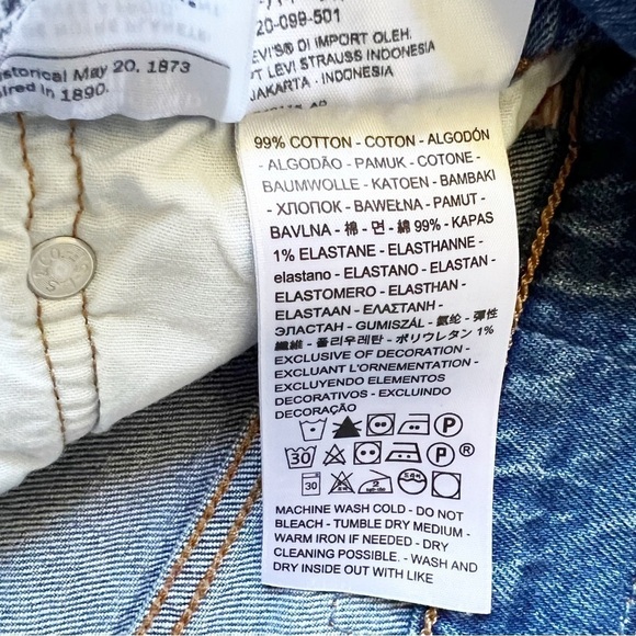 Levi’s 501 Raw Hem Button Down Jean Shorts Waist 28 - Picture 5 of 9